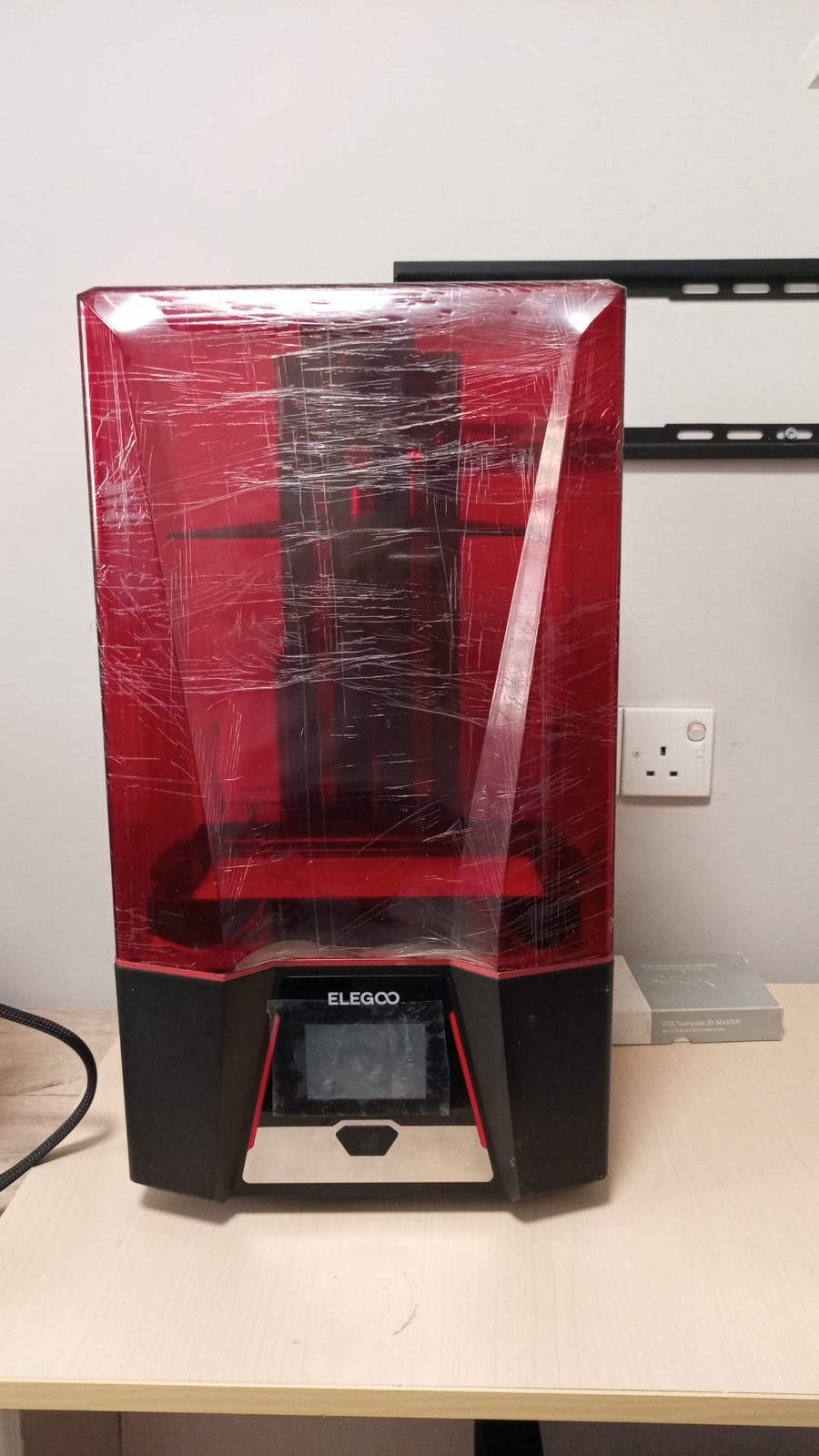 Elegoo Saturn 2 -3D printer